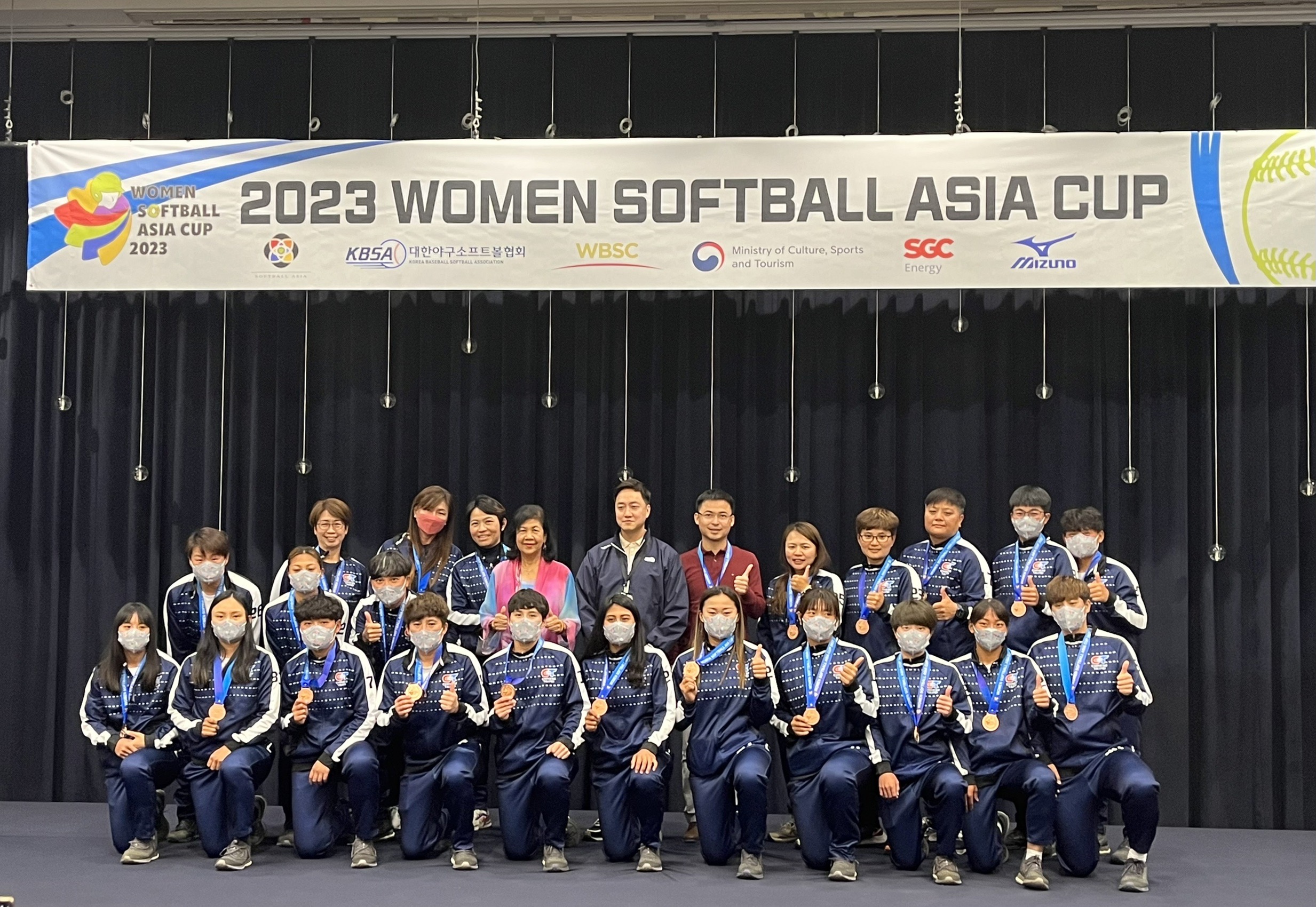 (圖)2023年亞洲盃女子壘球錦標賽中華隊於季軍戰擊敗菲律賓隊，奪得季軍，並取得世界盃資格
