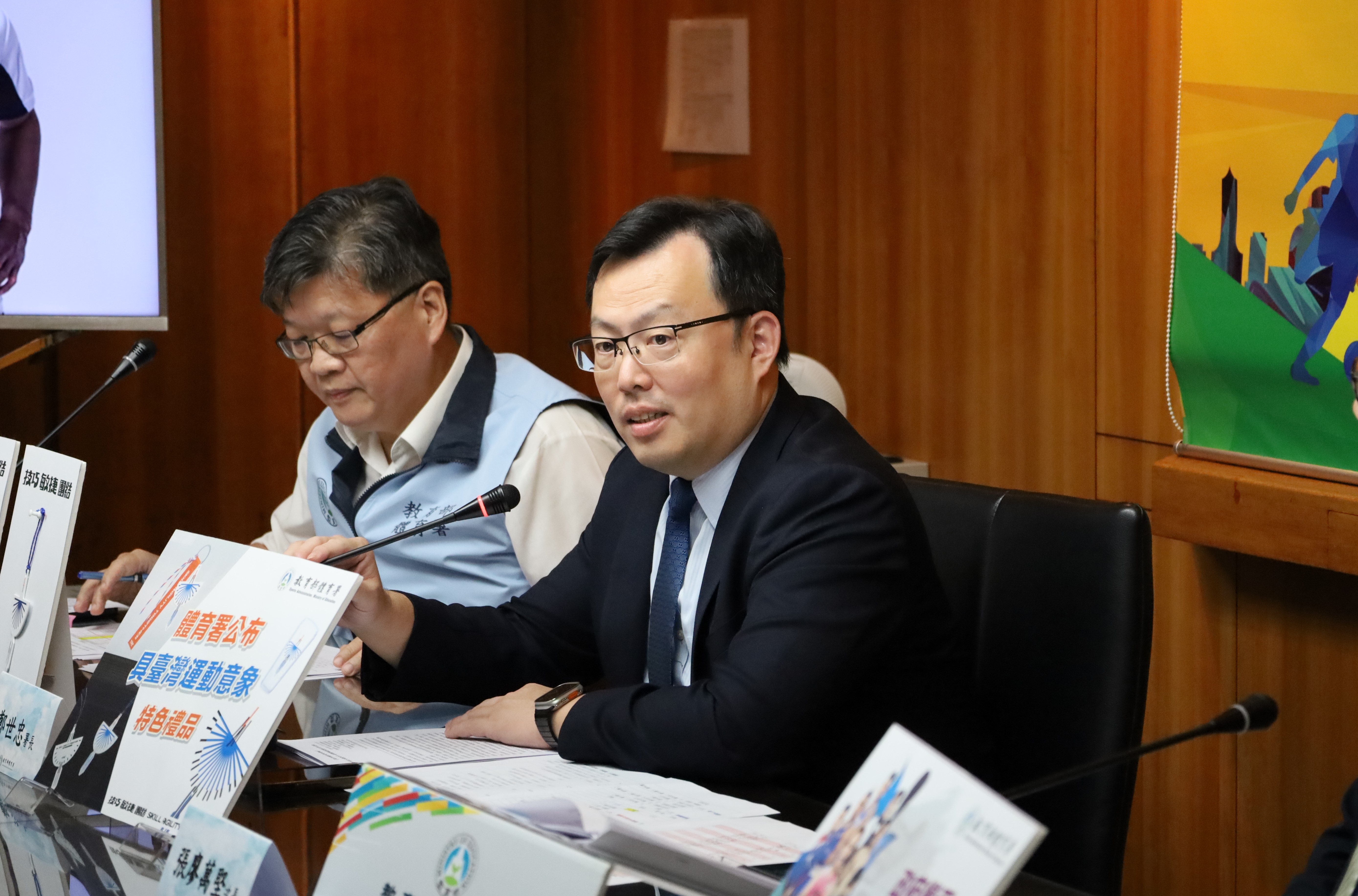(圖)體育署鄭世忠署長說明我國奧運代表隊備戰已進入最後階段，政府後勤支援也已陸續部署完成。