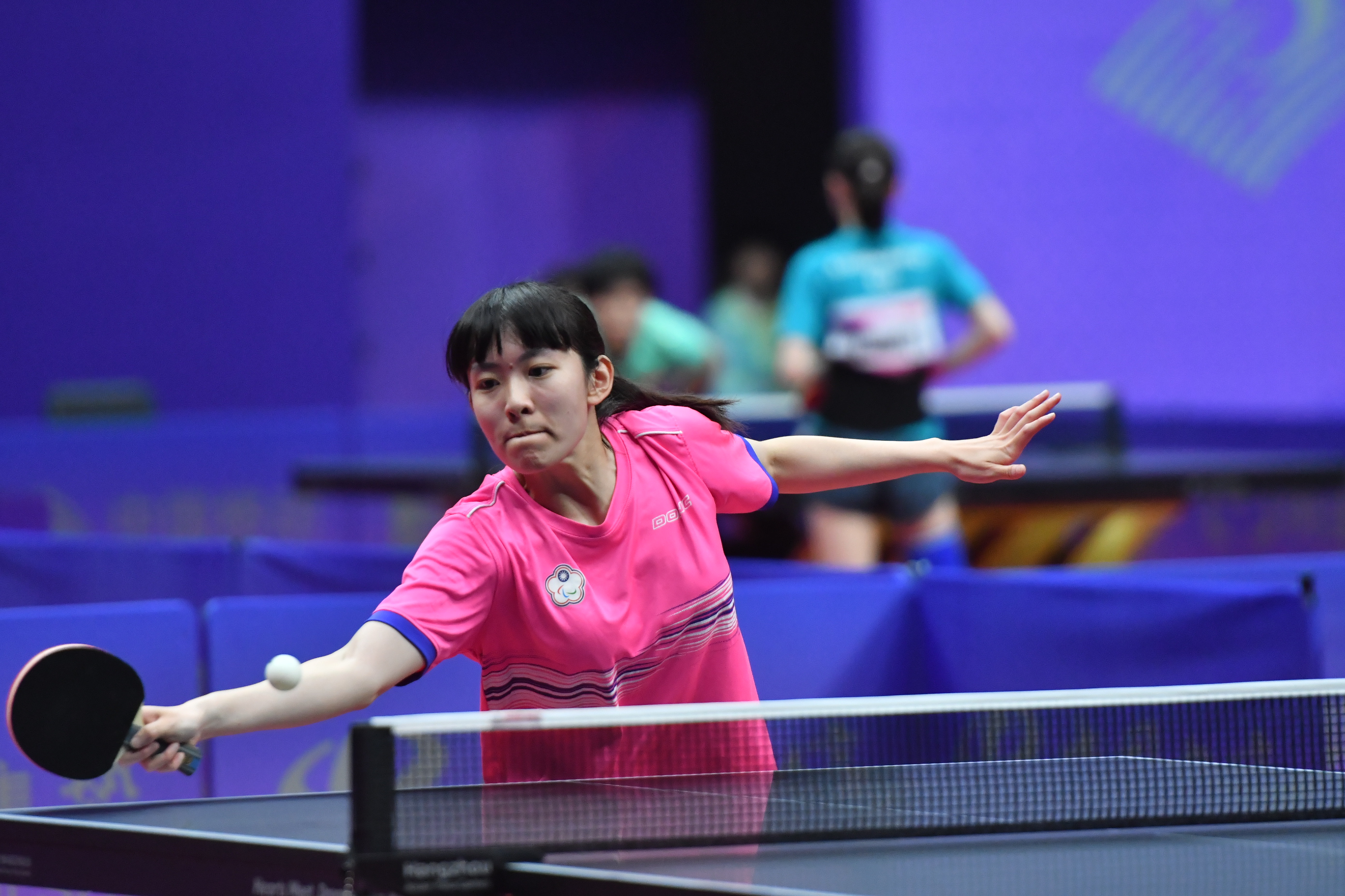 (圖)(附件照片2)1130229-2-桌球林姿妤選手於2022杭州亞洲帕拉運動會獲TT10女子單打金牌，取得巴黎帕運參賽資格