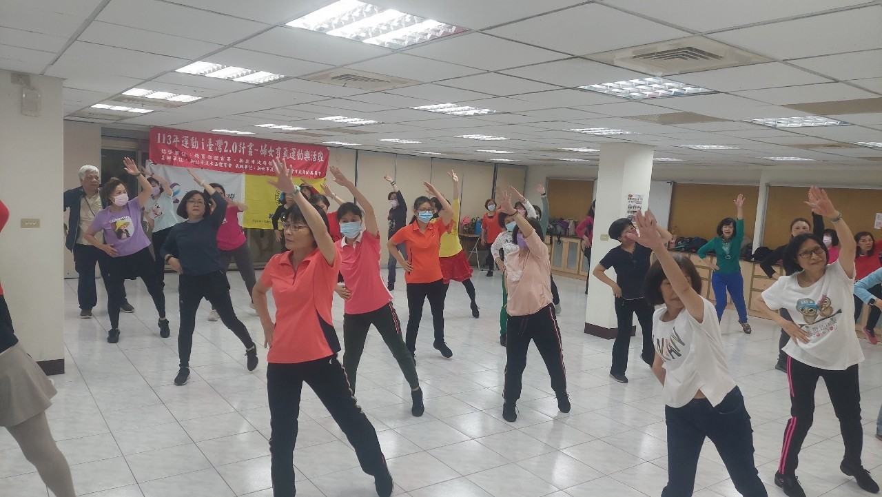 (圖)婦女有氧運動樂活班
