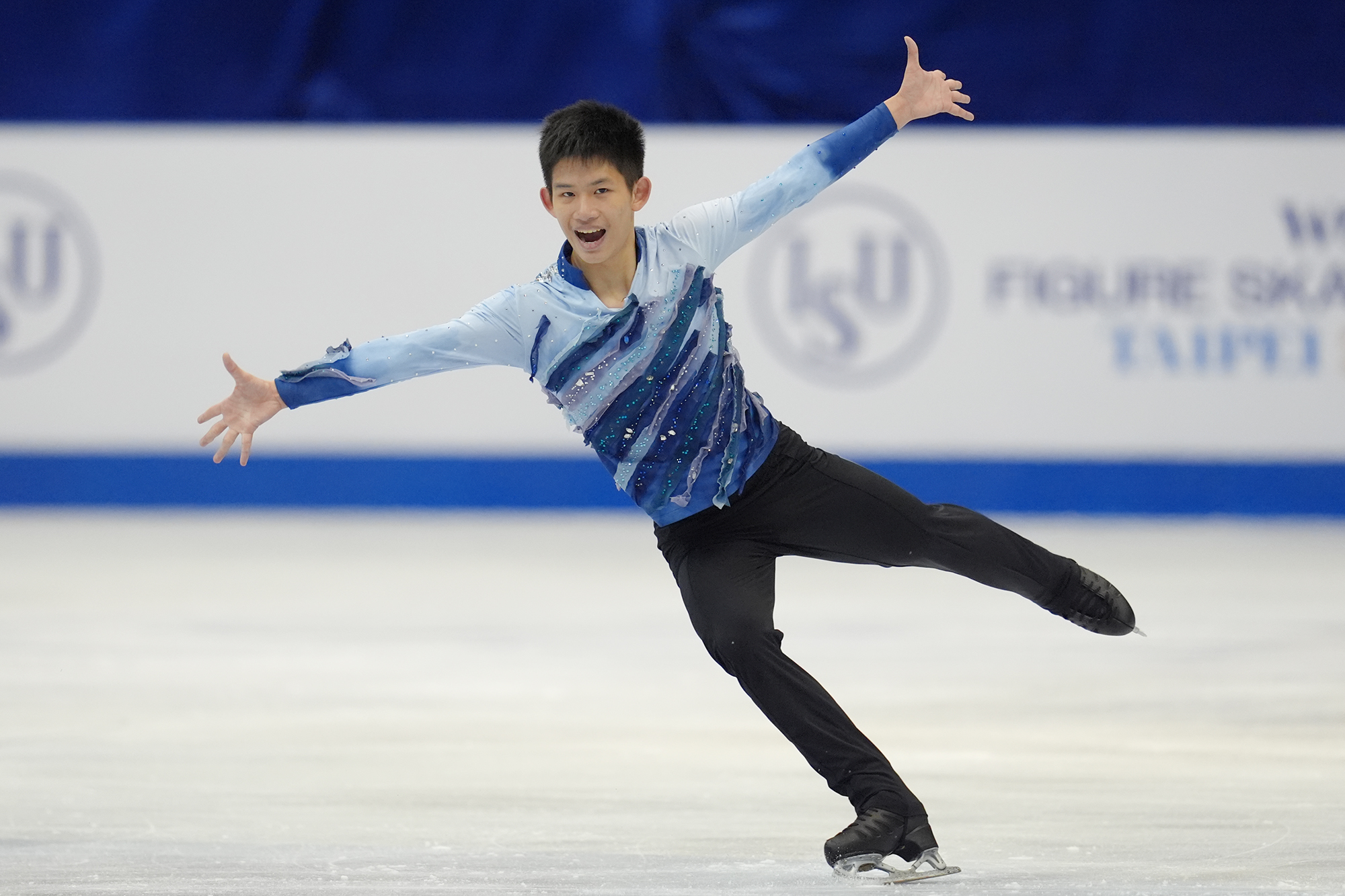 (圖)Taiwanese junior male skater Li Yu-hsiang at the Exhibition Gala of the ISU World Junior Figure Skating Championships®2024. (provided by the Chinese Taipei Skating Union)
