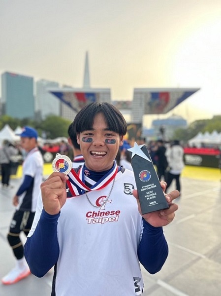 (圖)Shi Chi-ting-hwa was named male MVP in the II Baseball5 Asia Cup – World Cup Qualifier 2024. (Provided by the Chinese Taipei Baseball Association)