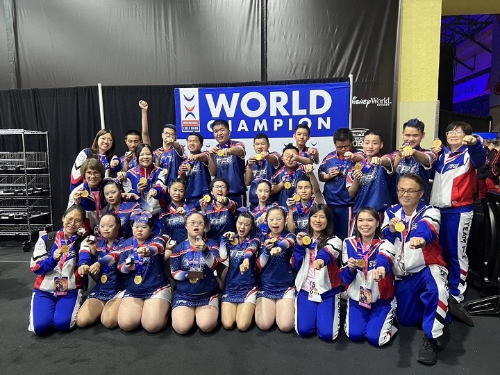 (圖)Taiwan’s cheerleaders won the gold medal in the Special Olympics category of competitive cheerleading at the 2024 World Cheerleading Championships.
