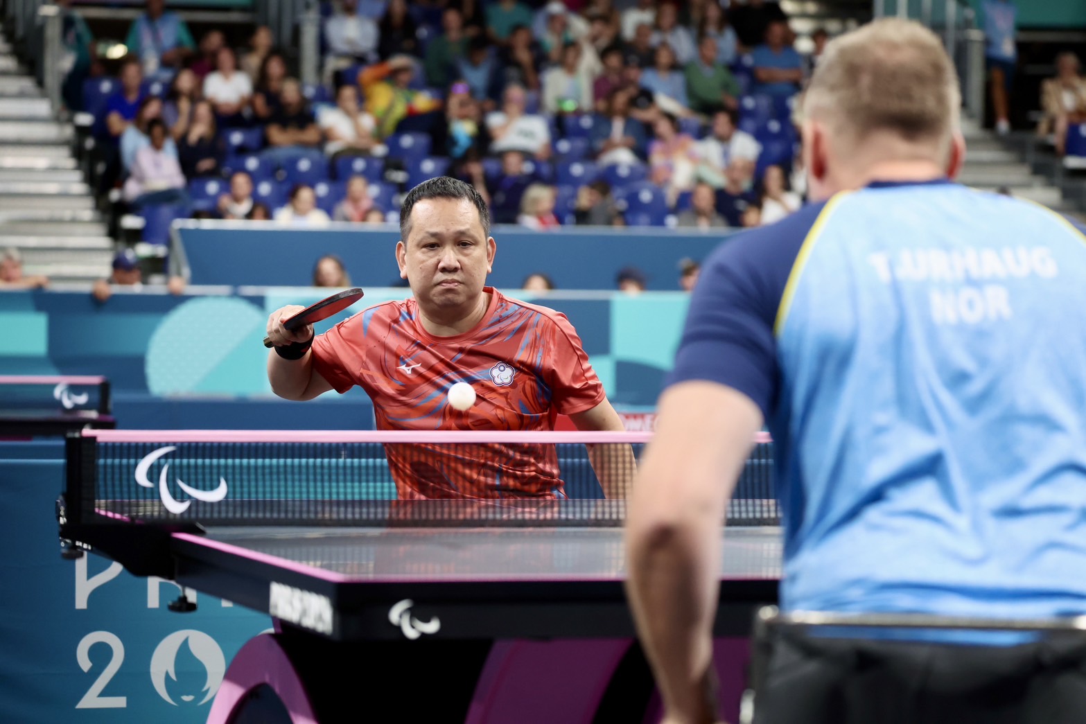 (圖)Cheng Ming-chih won a silver medal in the men’s singles table tennis in Paris.