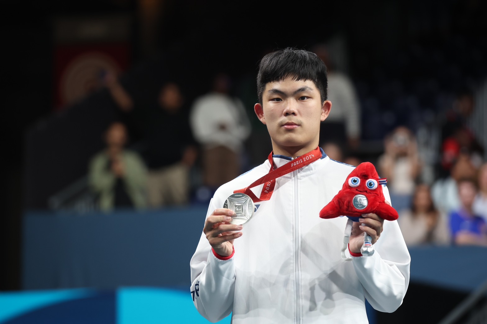 (圖)Chen Po-yen won a bronze medal in the table tennis men’s singles in Paris Paralympic Games.