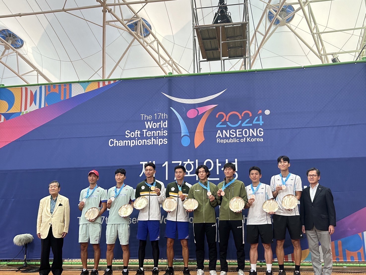 (圖)Taiwan’s Yu Kai-wen and Kuo Chien-chun won gold at The 17th World Soft Tennis Championship.