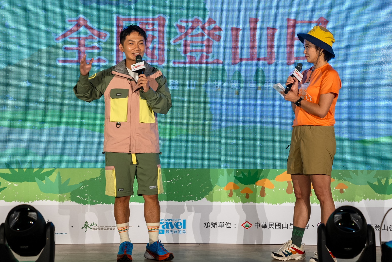 (圖)(附件照片3)1120919-1-Tsai Chang-hsian shared his thoughts on mountain climbing and invited everyone to go into the mountain forest for physical, mental and spiritual well-being.